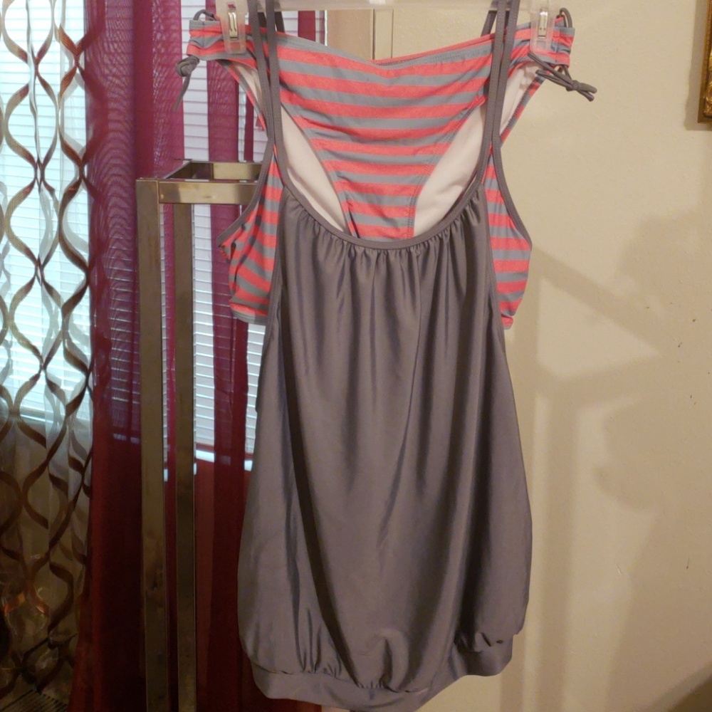 2 piece swim suit - NWOT